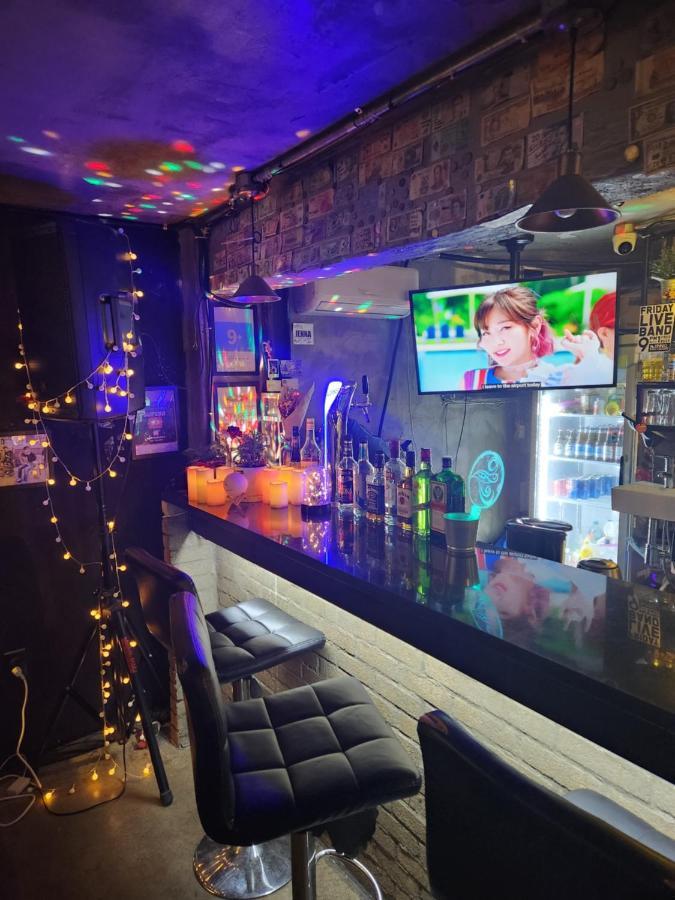 Inno Guesthouse & Bar Hongdae Сеул Екстериор снимка