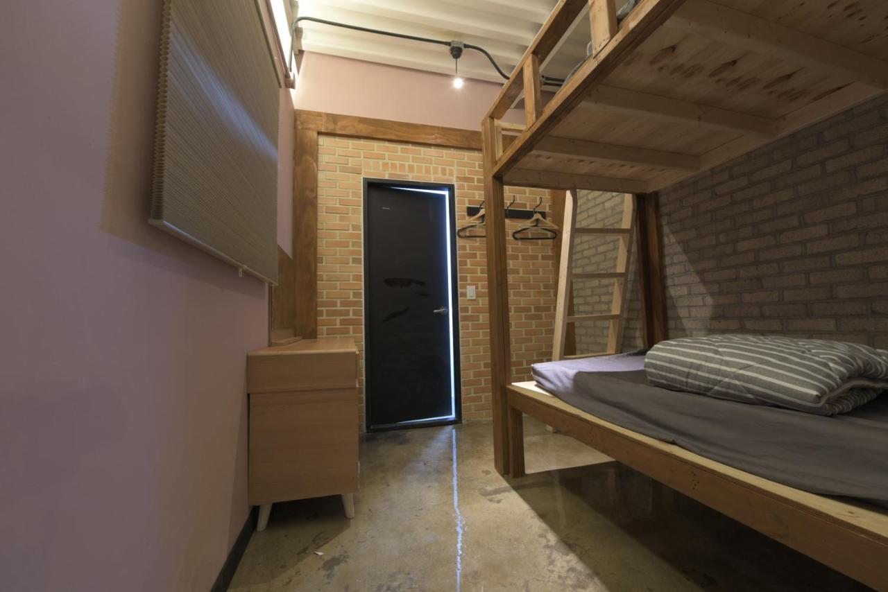 Inno Guesthouse & Bar Hongdae Сеул Екстериор снимка